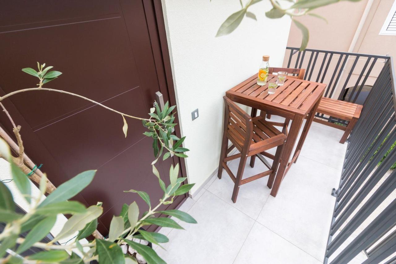 Seaview Apartments Baska Exterior foto
